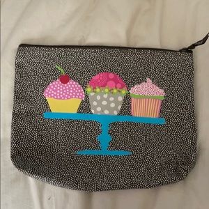 Thirty One Make Up Bag